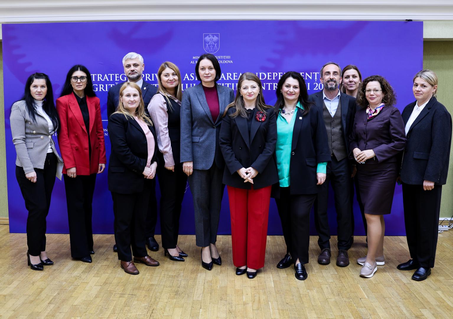 The beneficiaries of the 3rd edition of the Interviewer Training Program in the field of interviewing the child victim/witness of/of the crime received their passing certificates