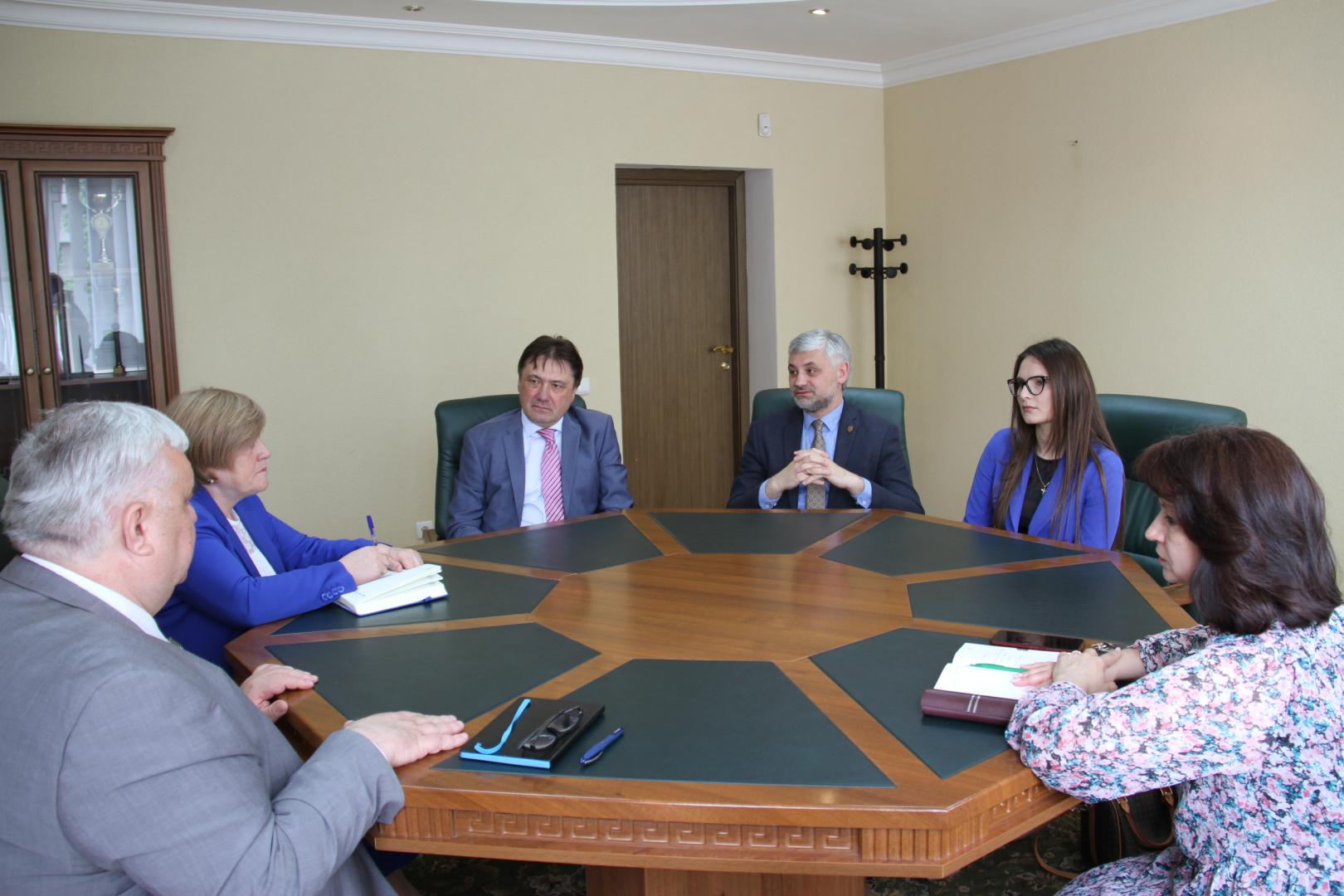 Întrevedere între Directorul interimar al INJ și Rectorul USM