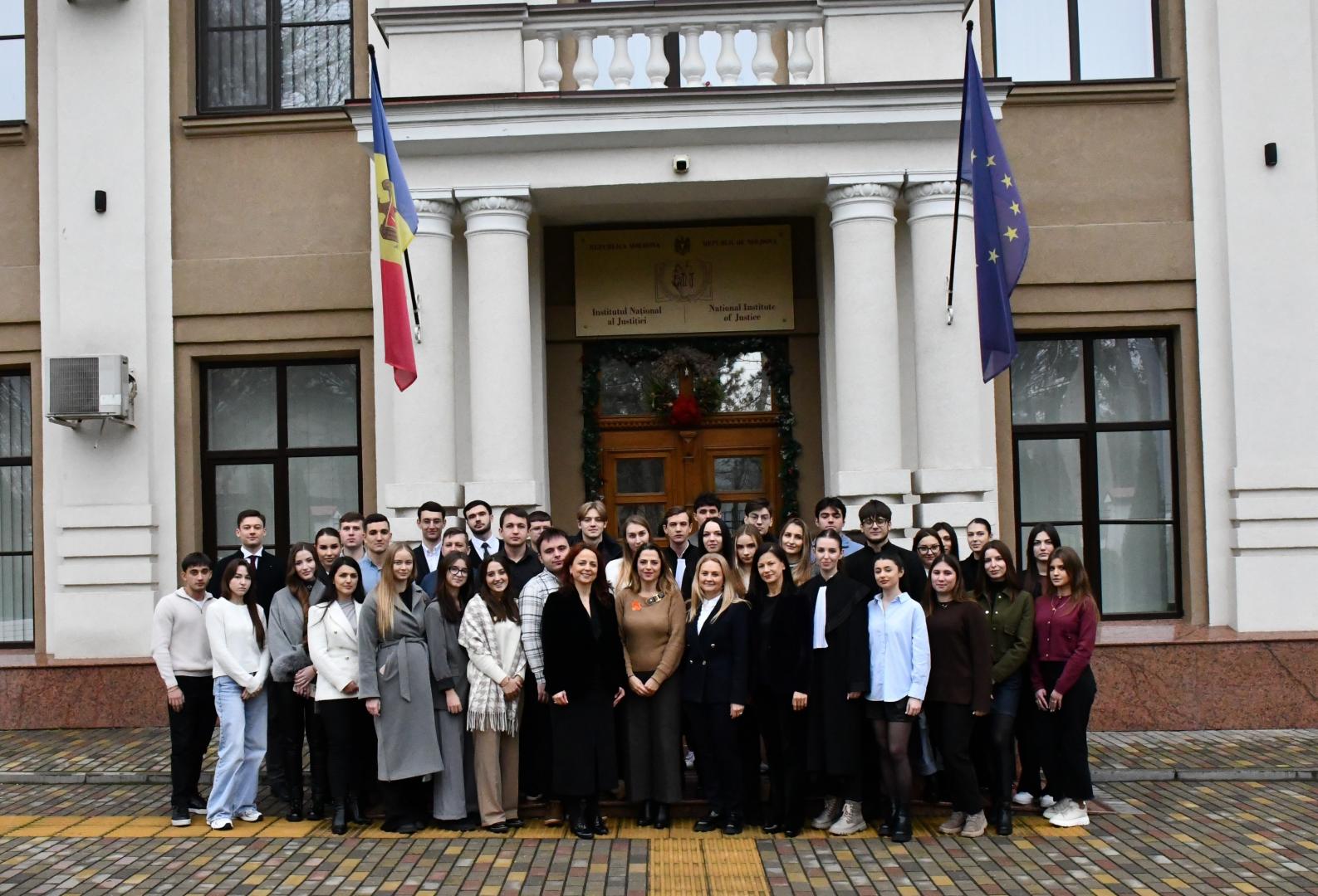 Simulare de proces privind răspunsul statului la cazurile de violență în familie și violență împotriva femeilor