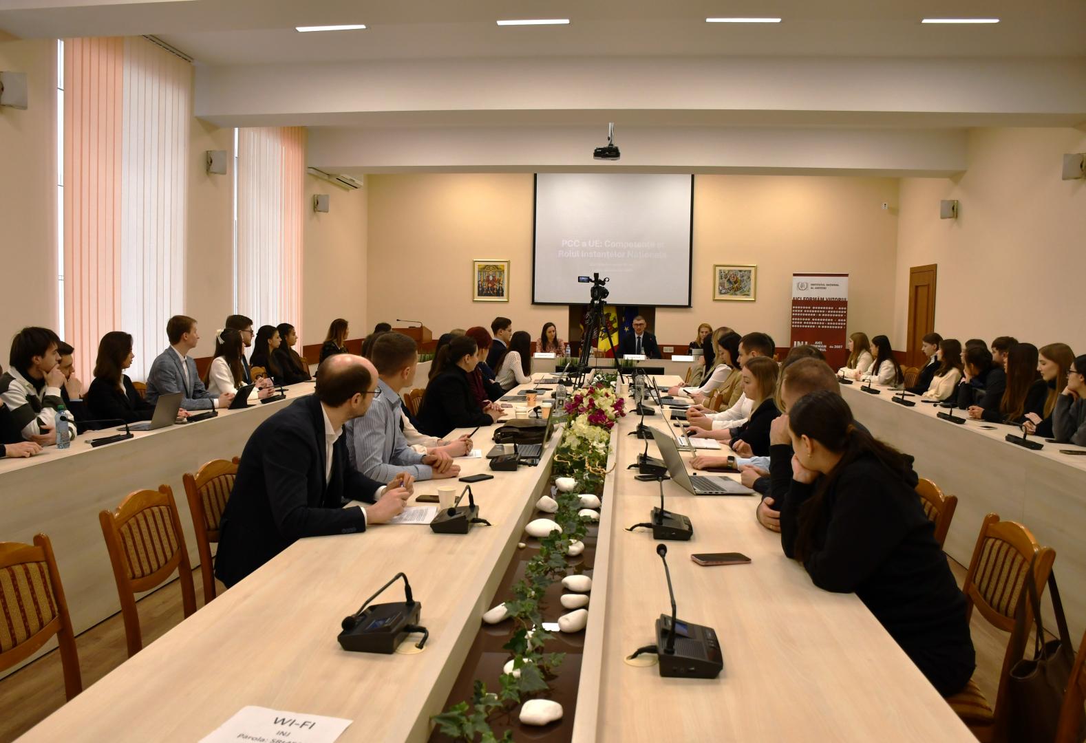 Rolul și competențele instanțelor naționale în aplicarea dreptului Uniunii Europene, discutate în cadrul unei lecții publice la INJ