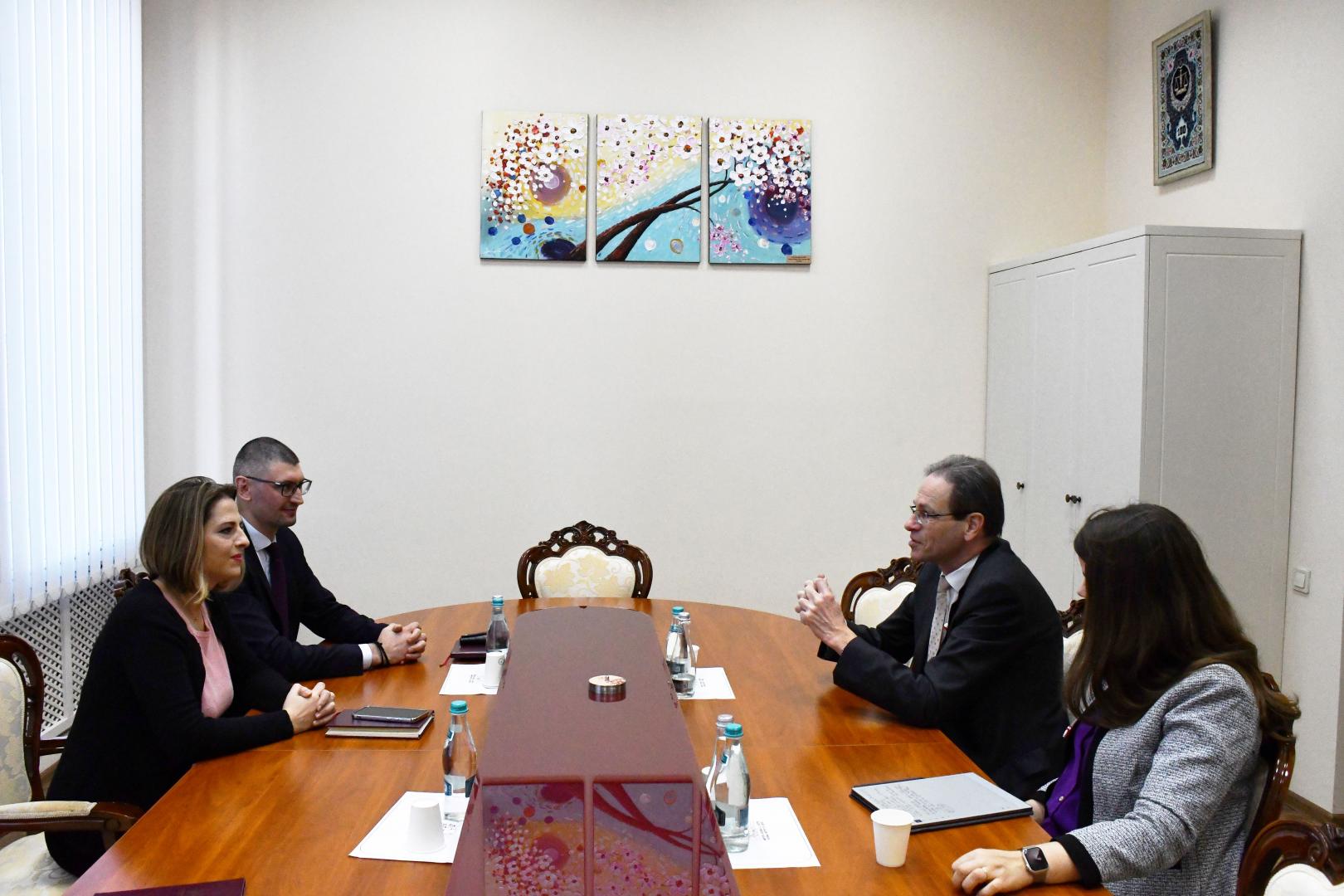 Vizită de curtoazie la INJ: Ambasadorul Germaniei, interesat de pregătirea noilor generații de judecători și procurori