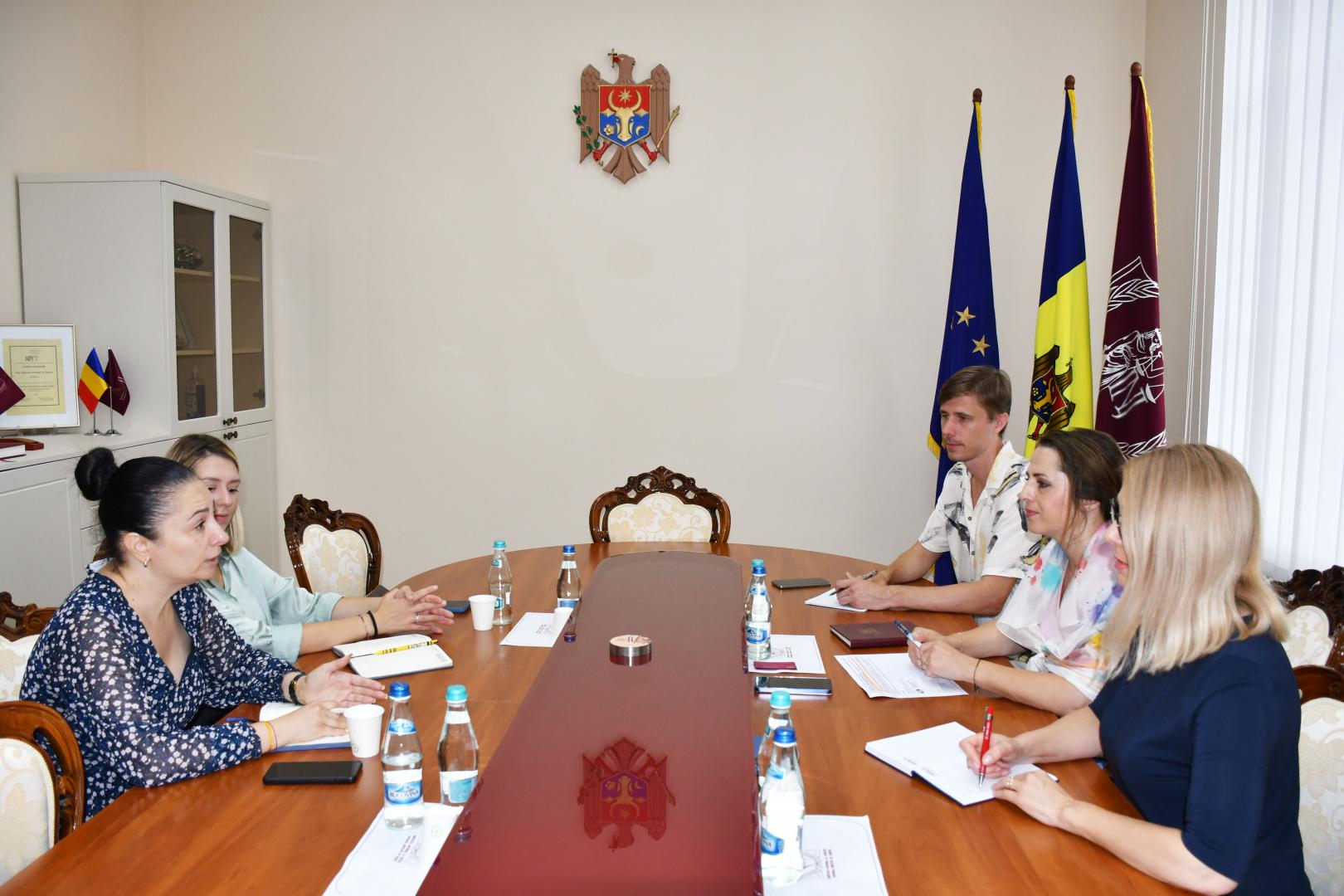 Cooperarea cu Organizația Internațională pentru Dezvoltarea Dreptului, discutată la Institutul Național al Justiției